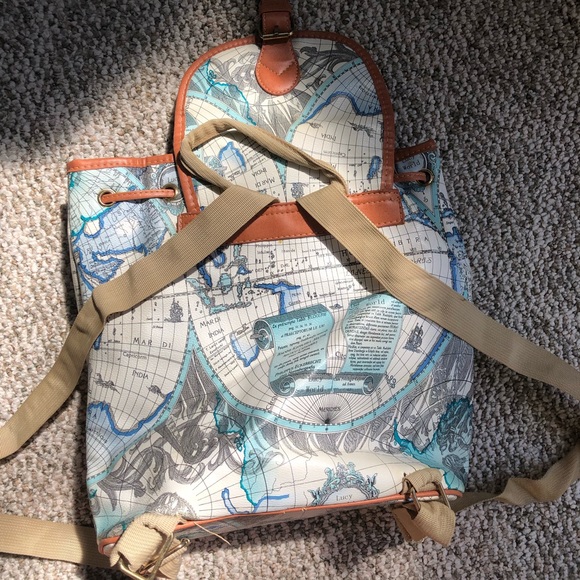 Map Backpack 🗺 - Picture 5 of 5
